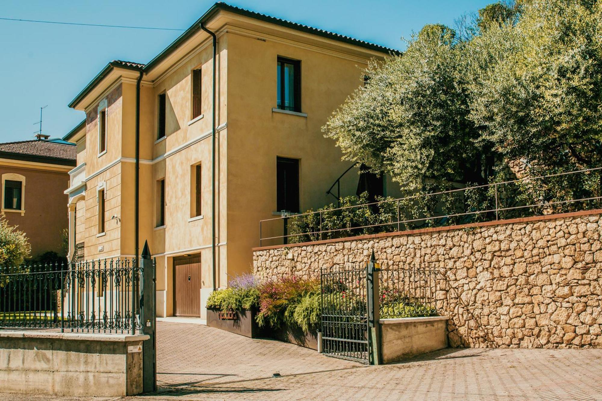 Naboo Verona Luxury Suites 외부 사진